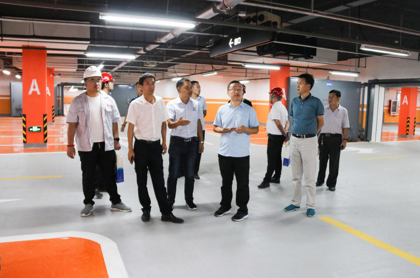 中建聯(lián)合|住宅工程竣前質(zhì)量觀摩會(huì)暨“兩大行動(dòng)”推進(jìn)會(huì)在海爾珺璽項(xiàng)目順利舉行(圖3) 中建聯(lián)合|住宅工程竣前質(zhì)量觀摩會(huì)暨“兩大行動(dòng)”推進(jìn)會(huì)在海爾珺璽項(xiàng)目順利舉行(圖3)