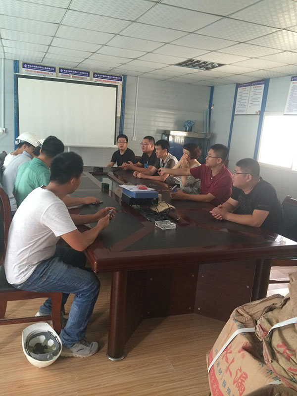 公司開展送清涼活動(dòng)(圖1)