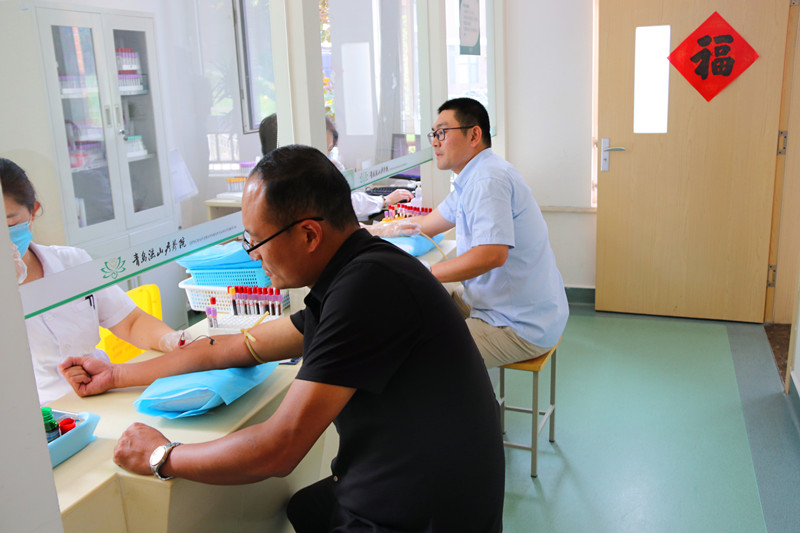 關(guān)愛員工健康 拓展幸?？臻g——中建聯(lián)合工會(huì)組織2019年度員工健康體檢(圖2)