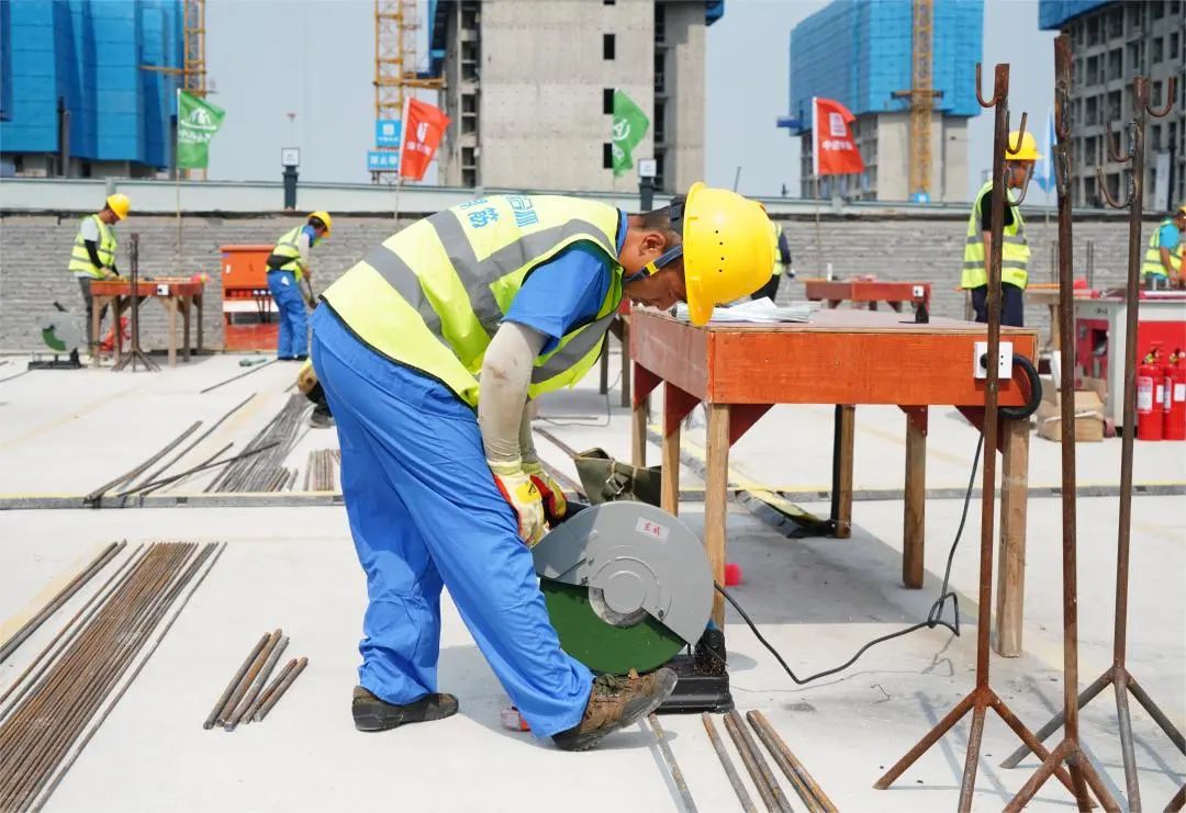 以賽促訓，匠心筑城|中建聯(lián)合承辦嶗山區(qū)第十六屆“中建聯(lián)合杯”建筑業(yè)職業(yè)技能大賽(圖5)
